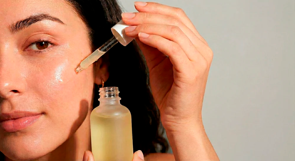 Vitamina C no skincare: para que serve, como usar e quando aplicar